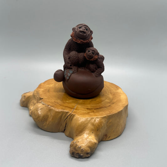Purple Clay tea pets - monkeys