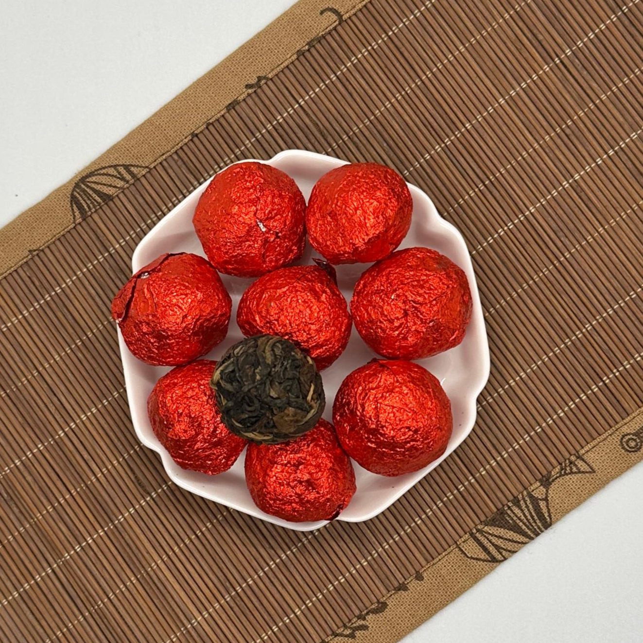 Ancient Red Dragon Pearl Tea